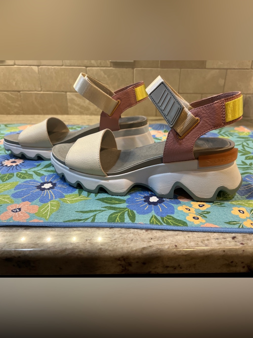 Sorel Women's Cream and Pink Adjustable Strap Sandals - Picture 4 of 8